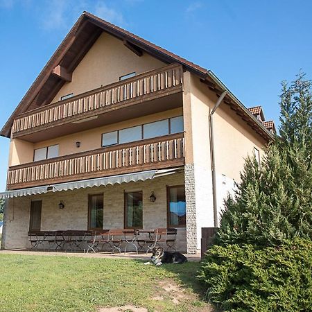 Gaestehaus Lorz Höchstadt an der Aisch Exterior foto